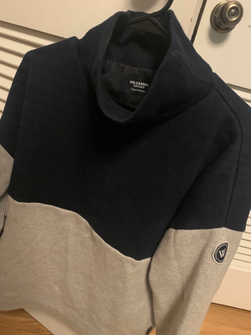 Holebrook Windproof Elin Pullover in Navy Blue/Grey